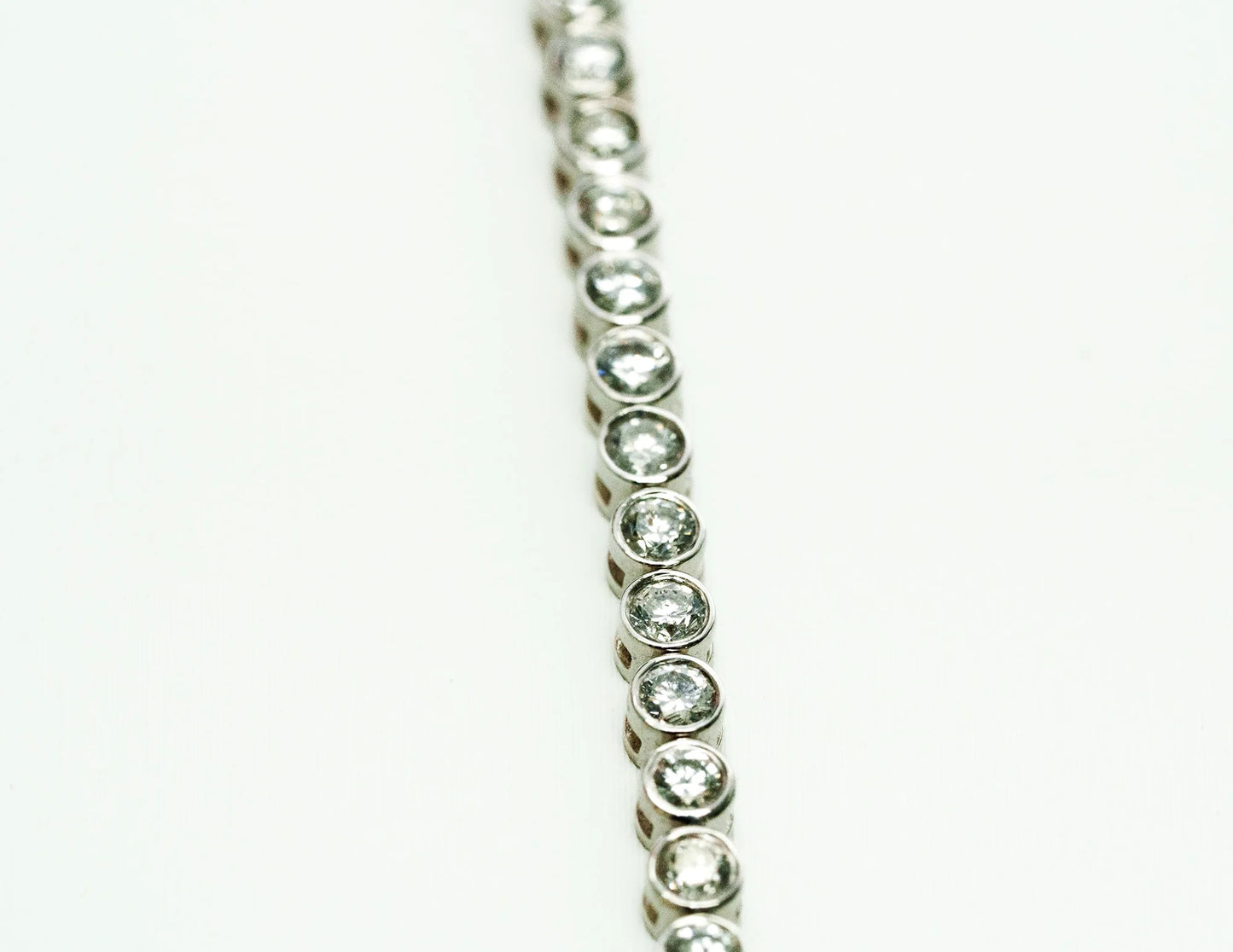 Donut Bezel Tennis Diamond Bracelet